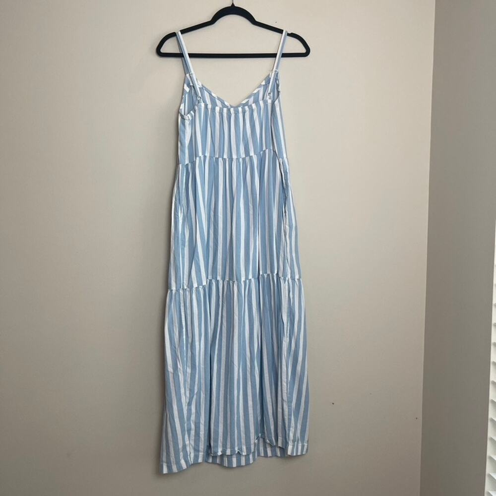 Old‎ Navy Blue White Stripe Beachy Cami Tiered Midi Dress Pockets  Women's Sz M - Picture 6 of 7